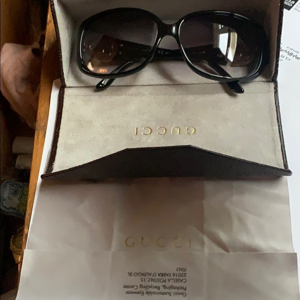 Gucci glasses
